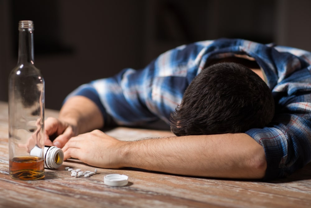 Alcohol Poisoning - When to go to Closest Emergency Room (ER)